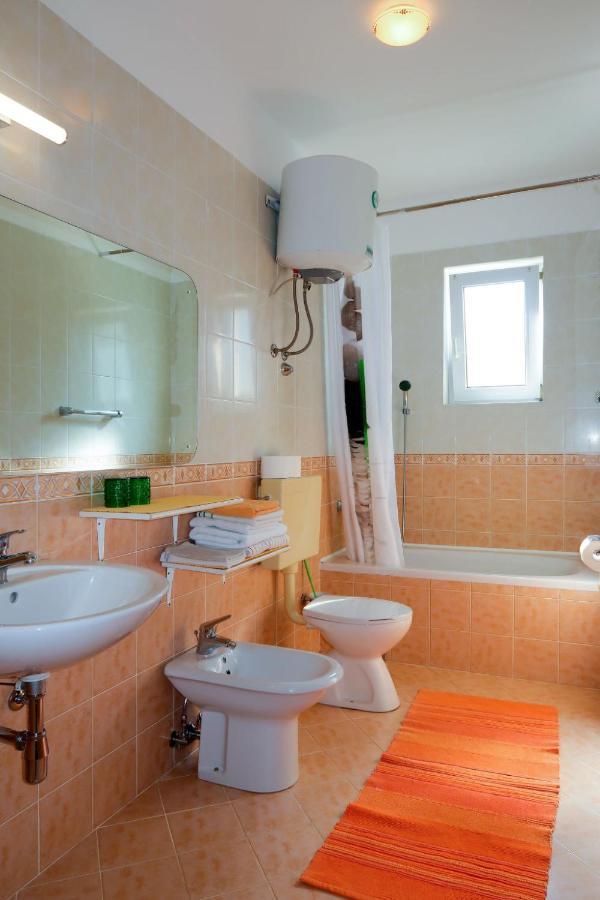Apartment Hoba By Interhome Banjol Esterno foto