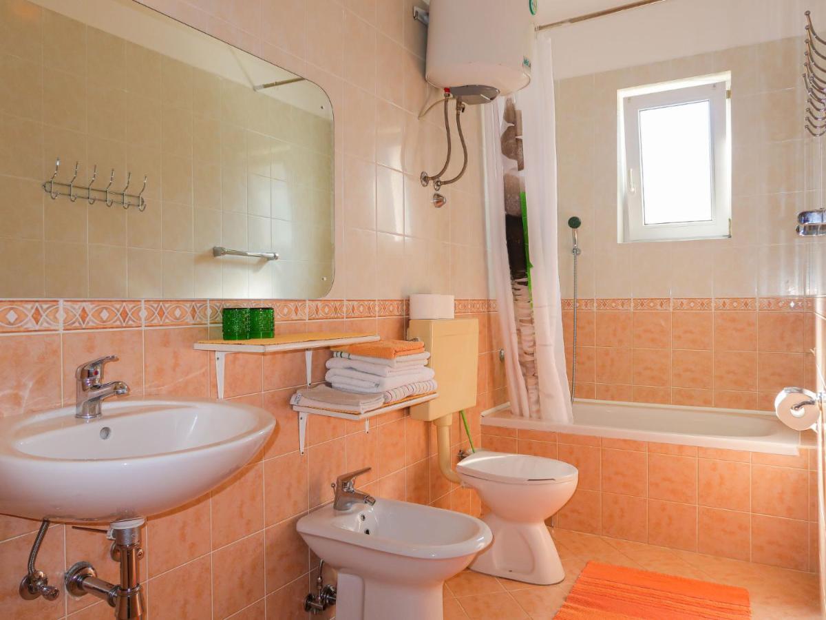Apartment Hoba By Interhome Banjol Esterno foto